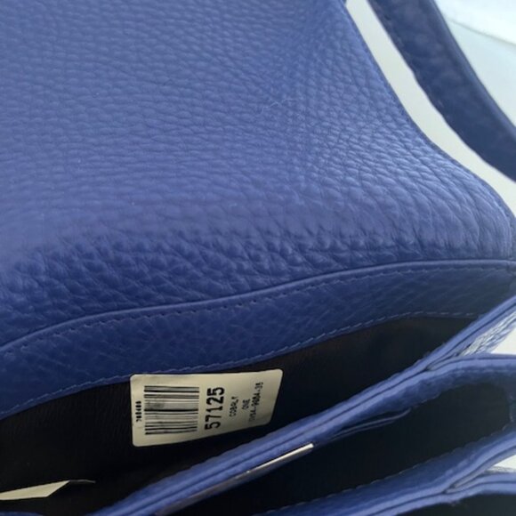 Alxiliary by Aritzia mini shoulder bag. - Picture 4 of 6